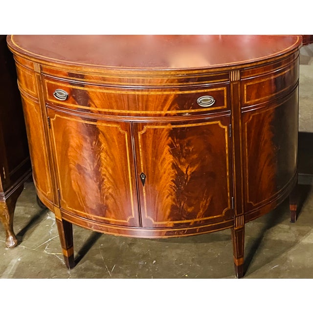 Hepplewhite Late 20th Century Showstopping Flame Mahogany Demilune Cabinet – Bookmatched Veneer, Federal Revival For Sale - Image 3 of 4