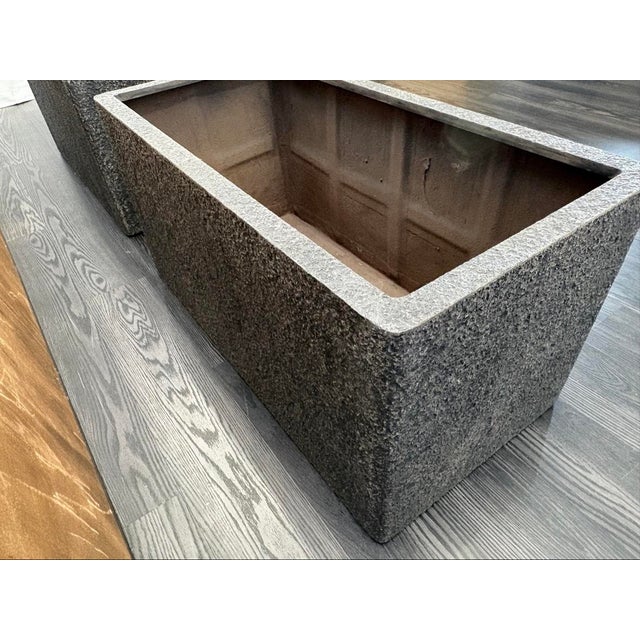 Rh Paxos Square Planter – Size F 39½"w × 19½"d × 19½"h | Carbon | Set of 2 | Upscale Staging For Sale - Image 12 of 18