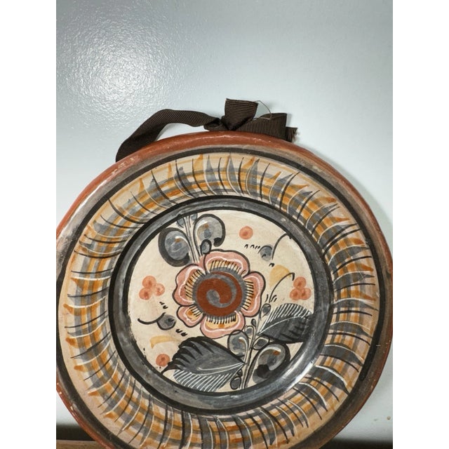Folk Art Vintage Hand Painted Mexican Folk Art Plate Hecho en Mexico Floral Wall Decor For Sale - Image 3 of 12