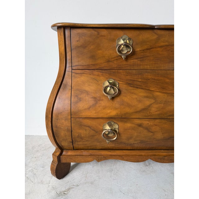 Vintage Baker Louis XV Style Italian Bombay Chest With Brass Handles For Sale - Image 4 of 16