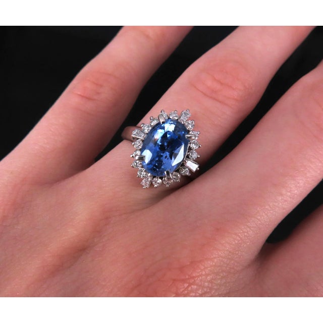 Late 20th Century Fine 3.98ct Gia Ceylon No Heat Sapphire & 0.50ct Diamond Platinum Ring Size 6 For Sale - Image 18 of 18