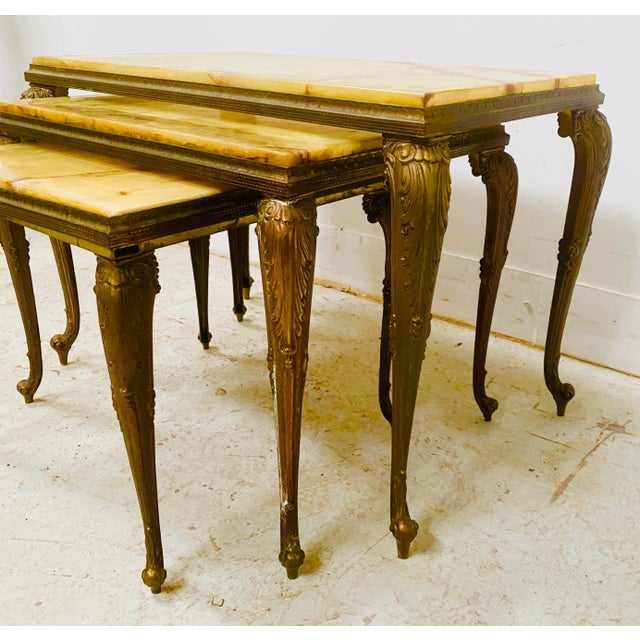 Nesting Tables in Onyx and Brass, Set of 3 For Sale - Image 4 of 8