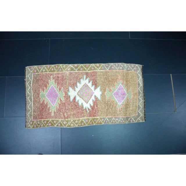 1960s Handmade wool and cotton rug in Turkish Anatolian Small Rug, Vintage Doormat Rug, Turkish Vintage Decorative Rug,...