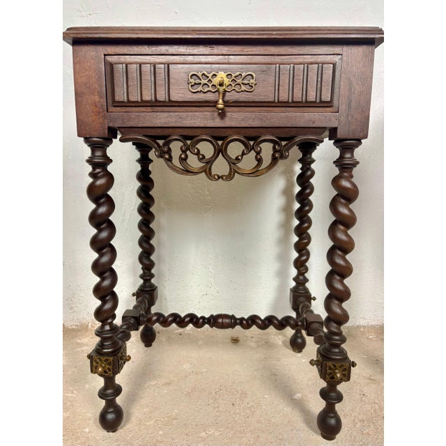 Baroque Pair of Spanish Barley Twist Nightstands, 1940s For Sale - Image 3 of 14