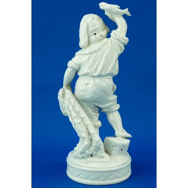 Antique young fisherman figurine in white porcelain from Ginori Doccia, early 19th For Sale - Image 6 of 18