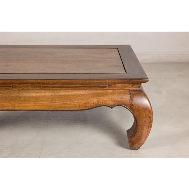 Vintage Chinese Low Kang Two-Tone Elm Coffee Table with Curved Legs For Sale - Image 12 of 18