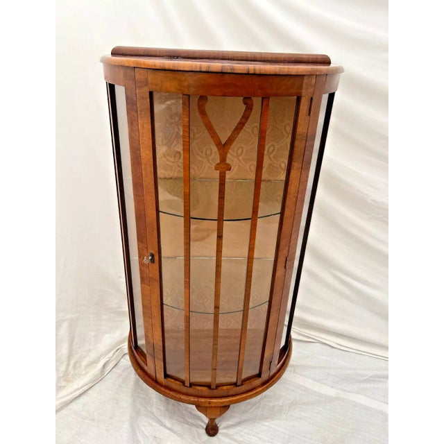 Wood 1920s Art Deco China Cabinet Curio Curved Locking Door Two Glass Shelves Lighted For Sale - Image 7 of 11