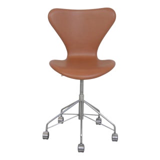 Model 3117 Office Chair in Cognac Leather by Arne Jacobsen, 1984 For Sale