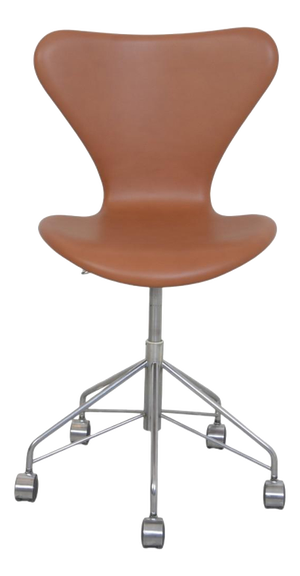 Model 3117 Office Chair in Cognac Leather by Arne Jacobsen, 1984