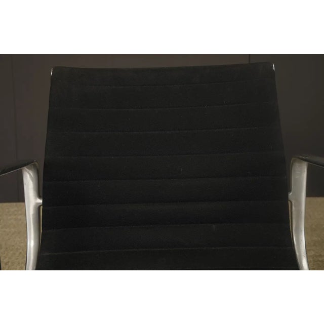 Metal 'Aluminum Group' Swivel Chair by Charles Eames for Herman Miller, 1980s, Signed For Sale - Image 7 of 18