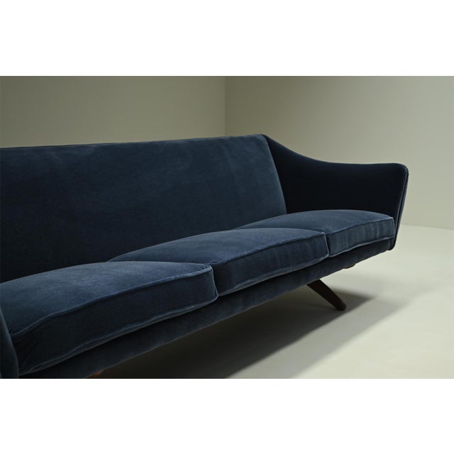 Ml-90 Sofa by Illum Wikkelsø for Mikael Laursen, 1950s Denmark, 1960s For Sale - Image 9 of 10
