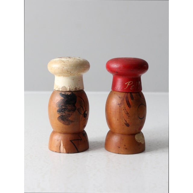 Mid-Century Japanese Salt & Pepper Shakers Pair For Sale - Image 6 of 9