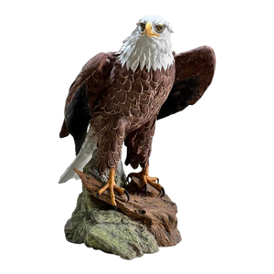 Mid 20th Century Rare Kaiser Porcelain American Bald Eagle Sculpture Limited Edition No. 12/200, W. Germany