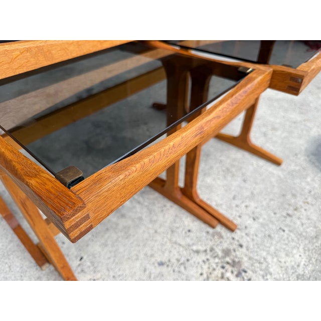 Khaki Mid-Century Modern Danish Unika Nesting Tables in Oak, 1970s, Set of 3 For Sale - Image 8 of 8