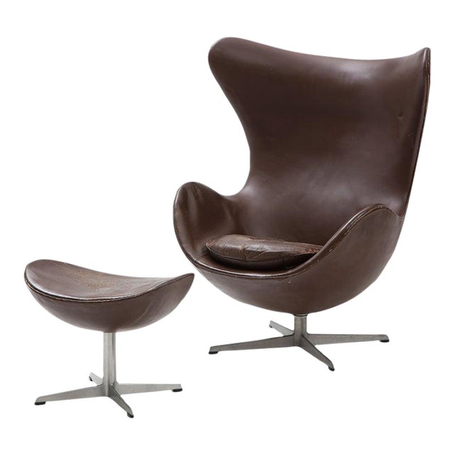 Arne Jacobson 'Egg' Chair and Ottoman, Original Leather for Fritz