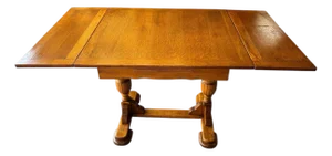 1930s Beautiful Quarter Sawn Solid Oak Draw Leaf Table