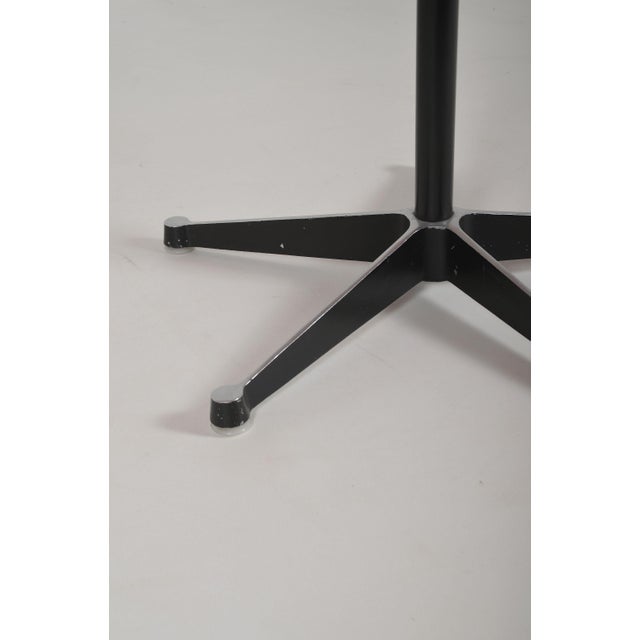 650 Dining Table by Charles and Ray Eames for Herman Miller, 1960s For Sale - Image 6 of 7