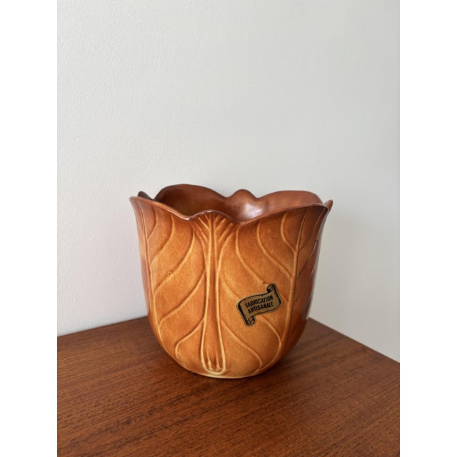 Vintage Handmade Ceramic Flower and Leaf-Shaped Planter, France, 1970s For Sale - Image 6 of 8