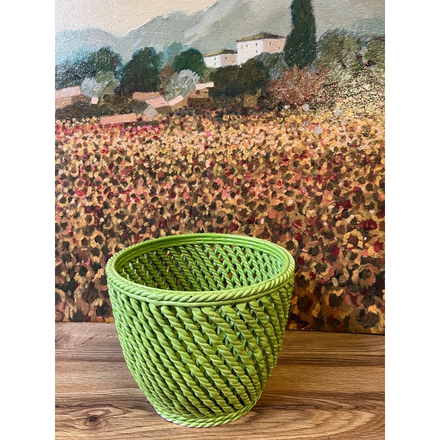 Up for consideration is a beautiful vintage green basket weave style ceramic planter. This would look lovely in your home...