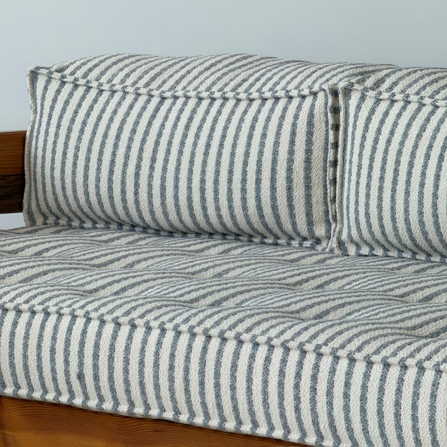 Swedese Mobler 1970s Swedish Pine Daybed Sofa Attributed to Yngve Ekström for Swedese For Sale - Image 4 of 10