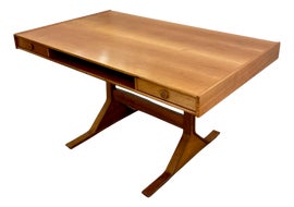 Example of Gianfranco Frattini Writing Desks