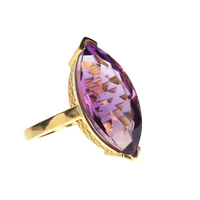 Marquise 13 Carat Amethyst Gold Rhodium Ring Size 8.25 For Sale - Image 4 of 4