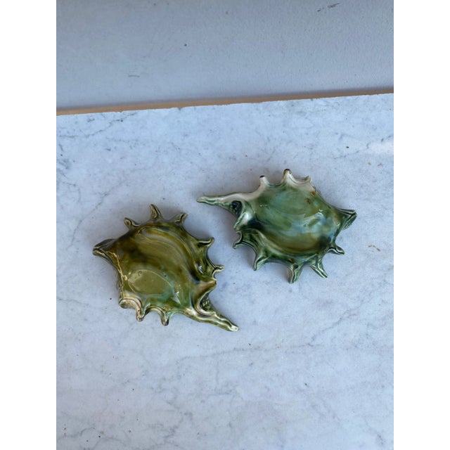 Pair of French Mid-Century Majolica Shell Catchall For Sale In Austin - Image 6 of 7