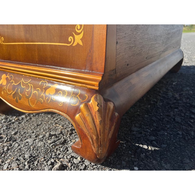 Vintage Hand-Painted Chinoiserie Serpentine Three-Drawer Chest For Sale - Image 10 of 17
