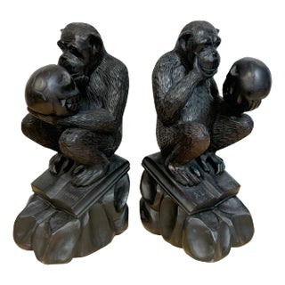 Black Forrest Carved Walnut Darwin Monkey Thinker With Skull Bookends - a Pair For Sale