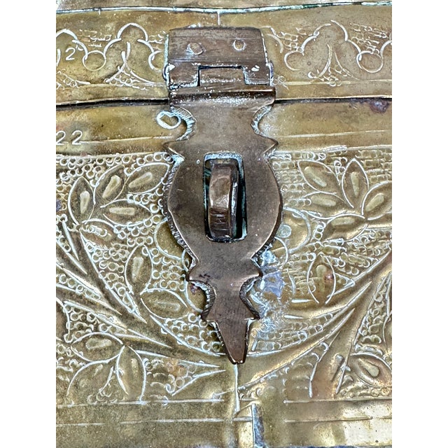 Beautiful vintage brass cricket box. Intricate repousse floral pattern. Perfect to use as a decorative item or to house...