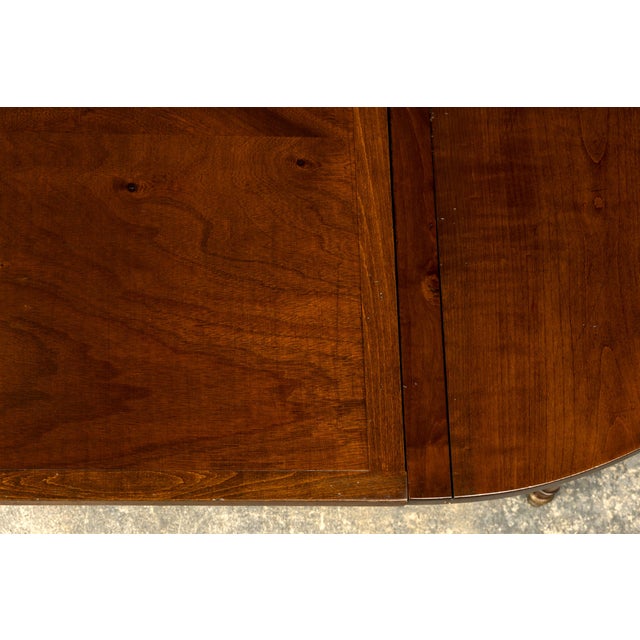 Early 19th Century French Directoire Walnut Extending Dining Table For Sale - Image 10 of 18