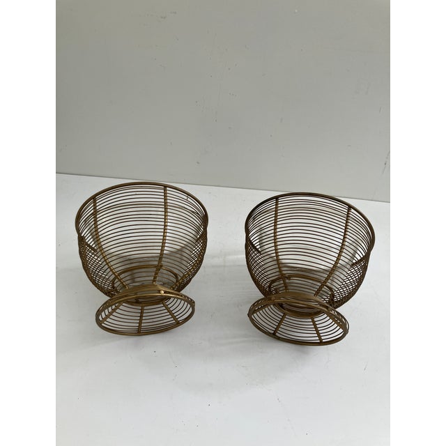 Metal Pair of Vintage Brass Wire Bowls With Glass Inserts - Mid-Century Decorative Bowls For Sale - Image 7 of 8
