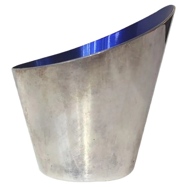 Modernist Concave Vase in Silver Plate & Enamel by DGS for Ronson, 1950s For Sale