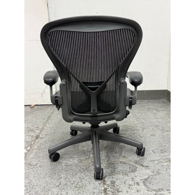 2010s Herman Miller Aeron Office Chair, Size B For Sale - Image 5 of 12
