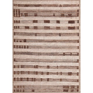 Nazmiyal Collection Neutral Contemporary Area Rug For Sale