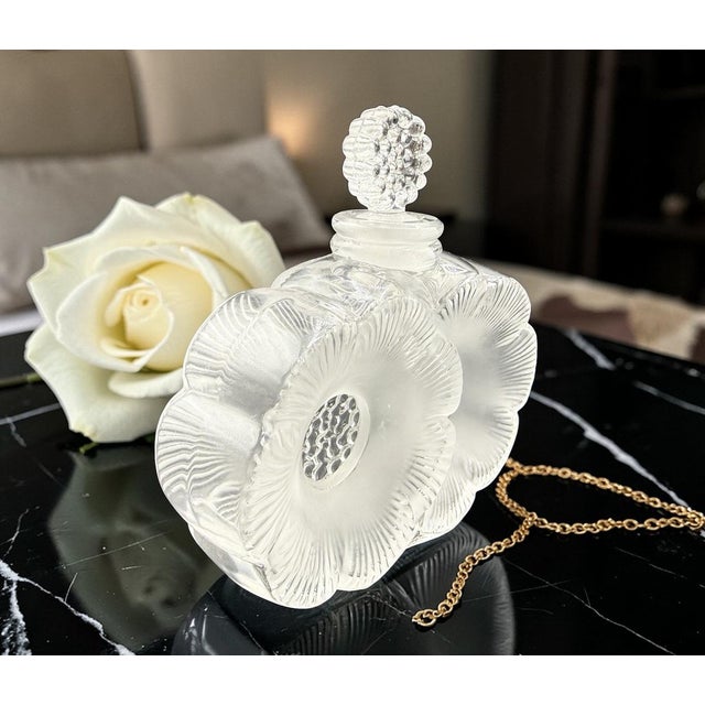 White Profumo Flowers Bottle by René Lalique for Lalique, 1970s For Sale - Image 8 of 13