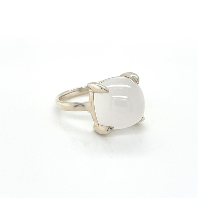 Contemporary Tiffany & Co. Paloma Picasso Sugar Stacks Milky Quartz Sterling Silver Ring Size 6 For Sale - Image 3 of 8