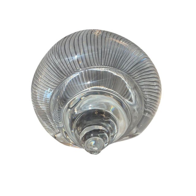 Late 20th Century Baccarat Crystal Nautilus Shell Sculpture, France. For Sale In Los Angeles - Image 6 of 9