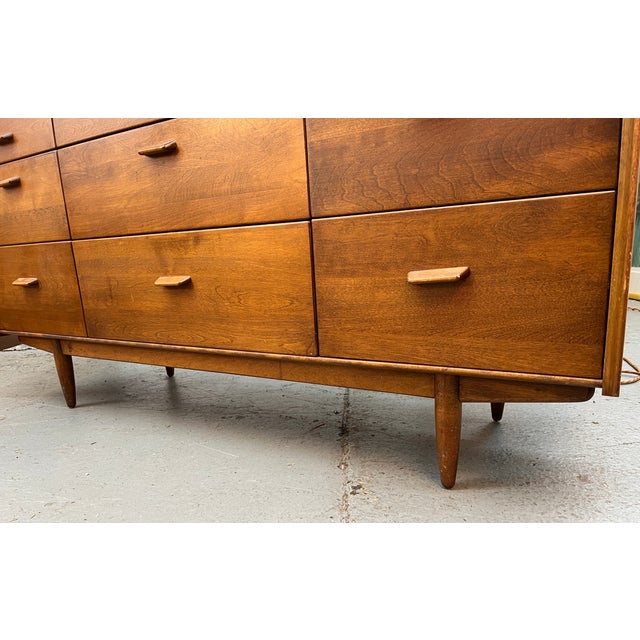 Brown Mid- Century Russel Wright for Conant Ball Lowboy Dresser For Sale - Image 8 of 10