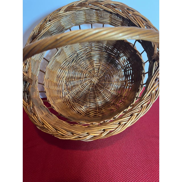 Large Early 20th Century Woven Wicker Rattan Gathering Shopping Harvesting Market Basket For Sale - Image 9 of 9