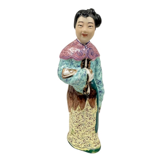 Early 20th Century Antique Chinese Polychrome Porcelain Figurine - Court Lady For Sale