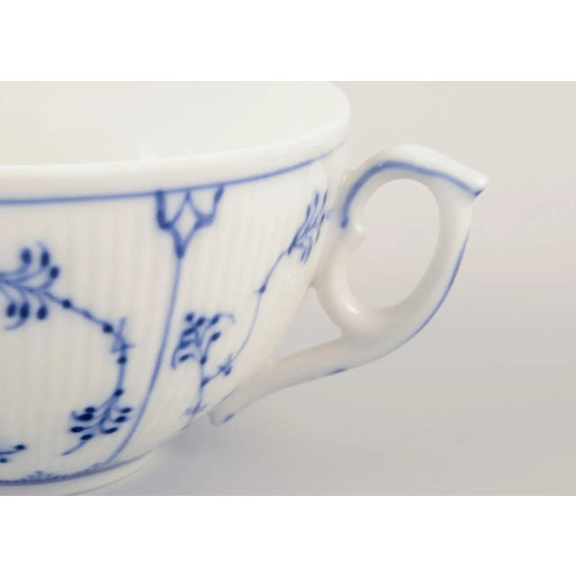 Bouillon Cups with Saucers from Royal Copenhagen, 1970s, Set of 8 For Sale - Image 4 of 9