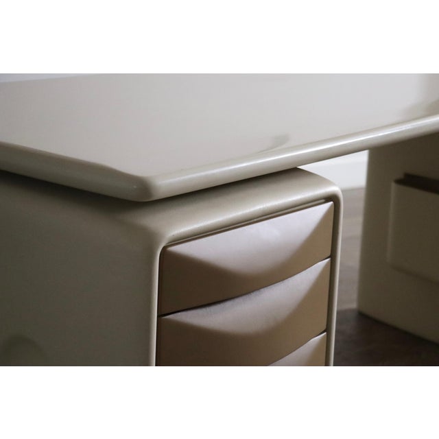 Beige Director's Desk by Ernest Igl for Wilhelm Werndl, Germany, 1970s For Sale - Image 8 of 17