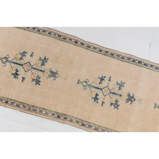 Textile Mid 20th Century Oushak Beige Hallway Runner Rug For Sale - Image 7 of 10