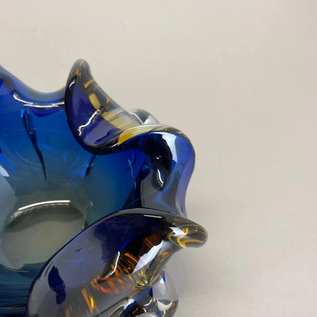 Blue Large Murano Glass Floral Bowl, Italy, 1970s For Sale - Image 8 of 16