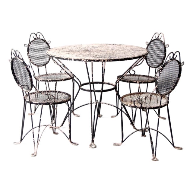 Mid-Century Wrought Iron Patio Set Table and Four Chairs For Sale