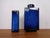 A pair of blue Japanese ceramic vases from the 1960s. Height: 15/20 cm.