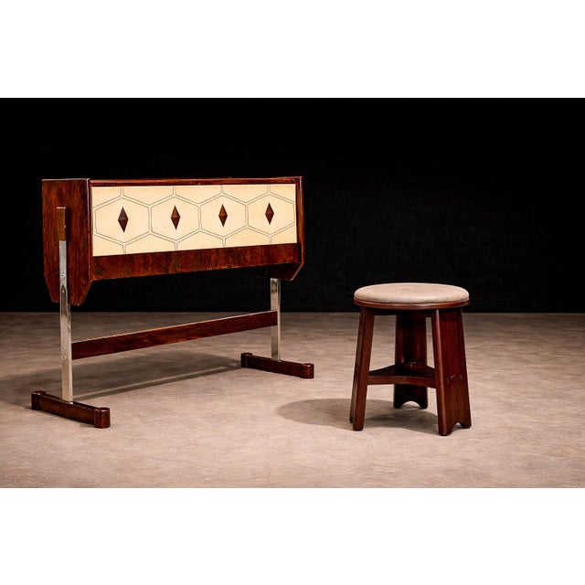 Cimo Móveis, Brazil, c. mid-20th century. This compact stool distils Brazilian mid-century practice into a single,...