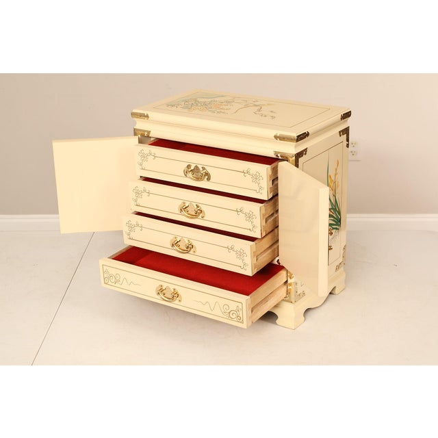 Late 20th Century Painted Chinoiserie Style Jewelry Chest For Sale - Image 5 of 18