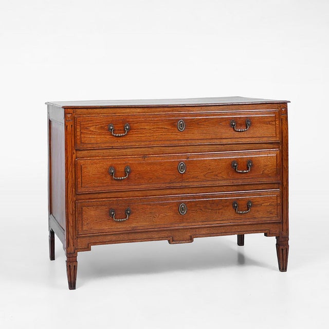 This handsome mid-19th century French chest of drawers embodies the understated elegance and enduring craftsmanship of...